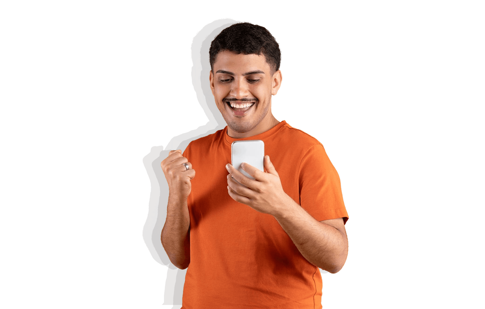 Hombre feliz con su préstamo personal